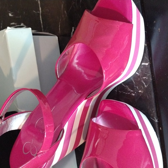 Jessica Simpson Sandals - Picture 10 of 10